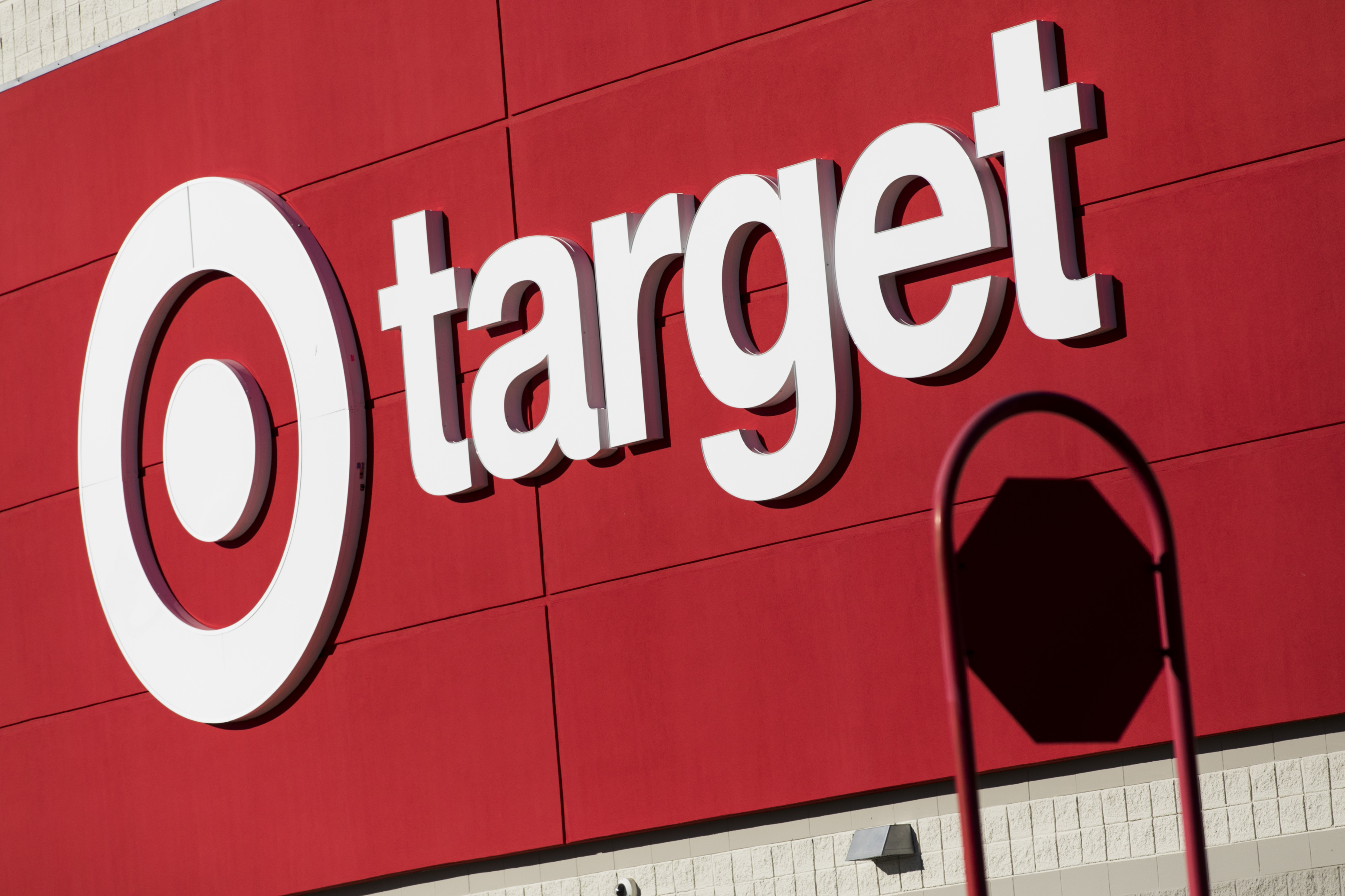 Target повысила прогноз продаж благодаря росту спроса перед праздниками - фото